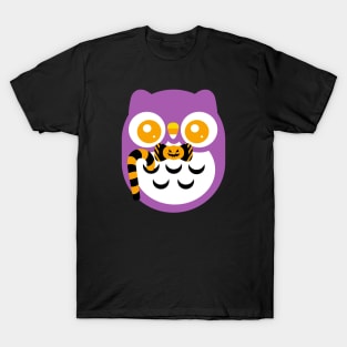 Halloween cute baby owl V. 2 T-Shirt